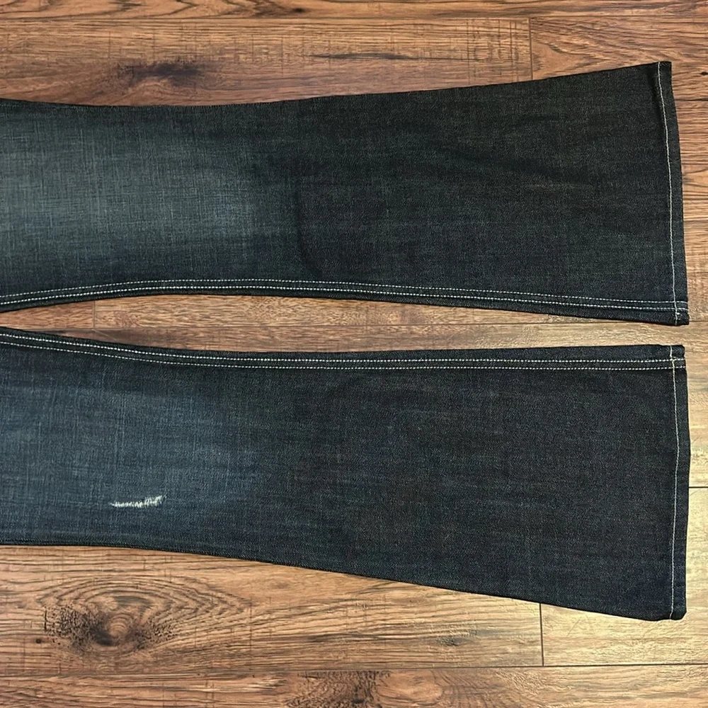 William Rast Denim - Picture 3 of 4